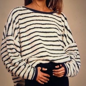 Free People Breton Black and Ivory
Striped Sherpa Pullover Size Small Oversized